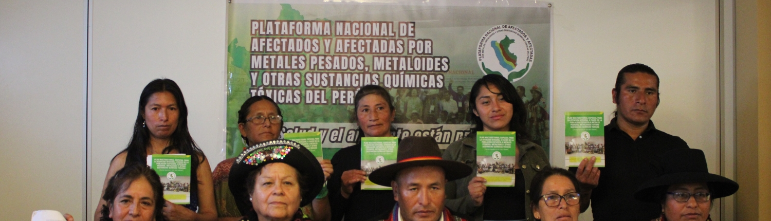 Conferencia de prens afectados por metales toxicos