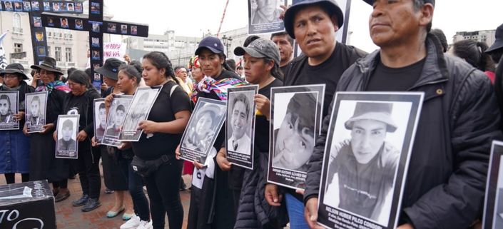 Familiares de la víctimas de Juliaca .- Fuente Raúl Samillán